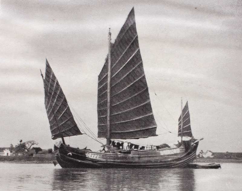 Junks And Sampans Of The Yangtze Maine Boats Homes Harbors