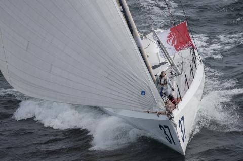 U.S. sailor in Vendee Globe has rounded the Cape of Good Hope